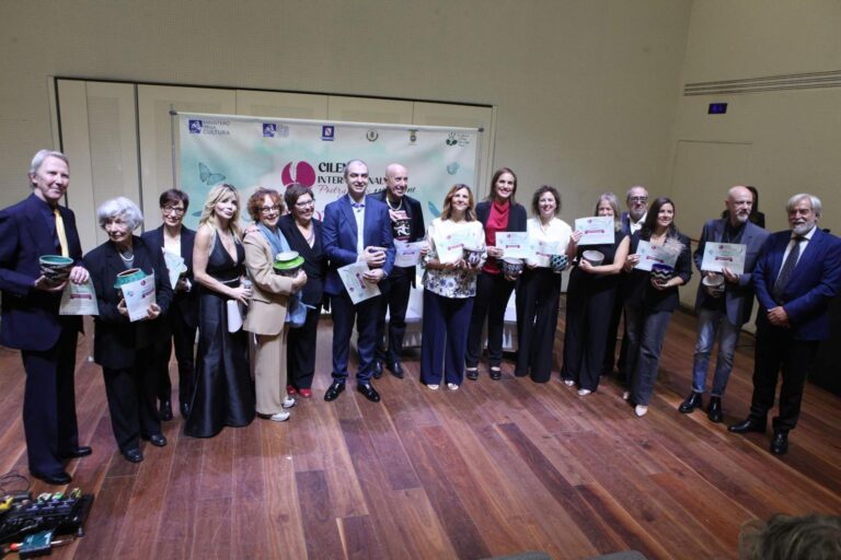 Testa, Fosse, Mazzucco, Napoleone, Curino e Vairetti trionfano al Cilento International Poetry Prize